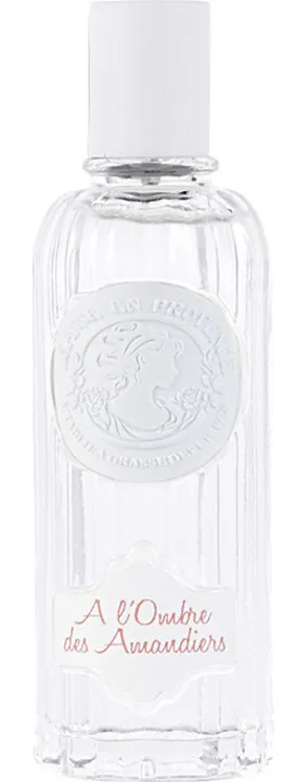 À L'Ombre des Amandiers